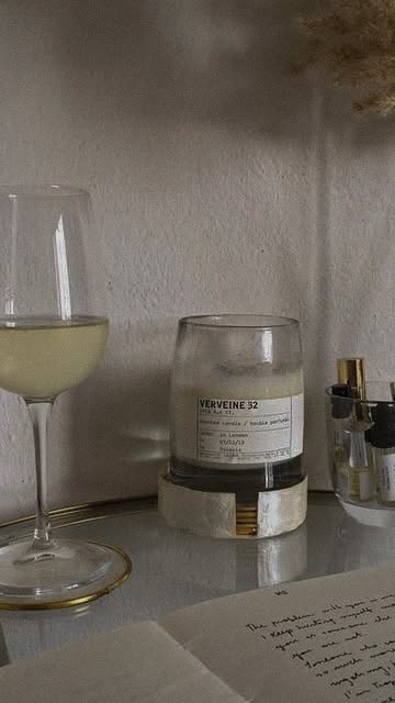 pov: you’re hanging out with me in the park 👼🏼

let’s practice gratitude today. what’s one thing you’re thankful for? I’m thankful for my boyfriend, who’s also my best friend, my photographer (😜), and my biggest supporter 🫶🏼 

ootd | outfit reel