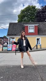 Step into fall with VIVAIA 🍂

𝐌𝐀𝐑𝐆𝐎𝐓 𝐌𝐚𝐫𝐲 𝐉𝐚𝐧𝐞 
soft knit pattern, cozy details, comfy padded insole

𝐄𝐕𝐄𝐑𝐋𝐘 𝐓𝐫𝐚𝐯𝐞𝐥 𝐁𝐨𝐨𝐭𝐬
lightweight, water-resistant, versatile with detachable leg warmers, comfy padded insole

𝐒𝐥𝐨