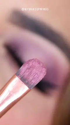 Follow @mymakeupwings for more 💖💖 

🌺 Product Details 🌺

@elfcosmetics  hydrating face primer 

@gerardcosmetics clean canvas medium

@anastasiabeverlyhills brow definer and pomade ebony
@anastasiabeverlyhills @anastasiasoare Primrose Palette 
Lu