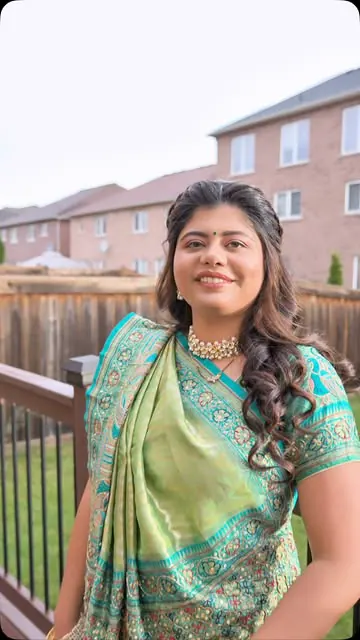 Transformation done by @rajvis_makeover__ 
Videography: @storiesby_jp_ 

[makeup transition, transformation, makeup video, transition video, saree transition, hairstyles, makeup, ootd, diwali transition]

#traditional #saree #sareetransition #transit