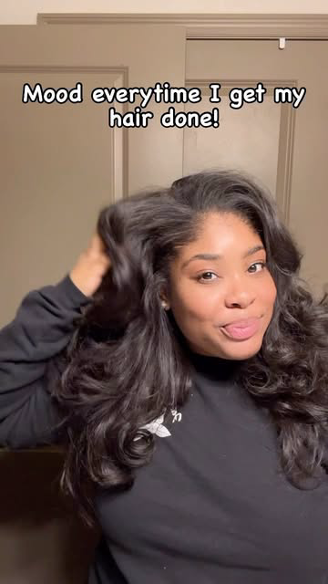 Hair day is upon us, and yall know I'm about to clown! I'm getting something new this time! What y'all think it is?! 

#hairgirls #hairdaysarethebestdays #hairdays #newhairwhothis #hairreelsofinstagram #hairreelsvideo #fentyhair #burmesehair #salonch