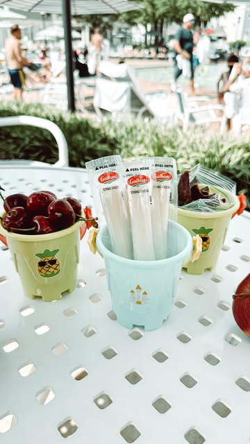 #ad Join us for the perfect resort pool day! 🌴 We had an absolute blast swimming, splashing down the waterslides, and enjoying the sand bottom pool. All that fun made us hungry, and only our delicious @Galbani String Cheese could satisfy our craving