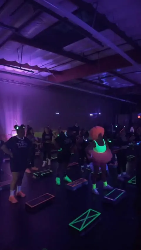 🎵 STEP INTO FITNESS! 🏋️‍♀️
Join Our High-Energy Step Class!

🔥 Burn calories & Fat
💃 Boost cardio
🎶 Move to the beat
🧘 Build strength & coordination

📅 When: Saturday 
🕕 Time: 9:00 AM – 10:00 AM
📍 Location: Union City
💰 Cost: $20

🟩 All Le