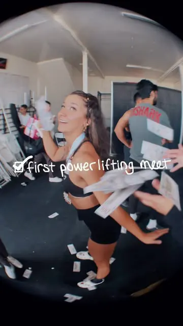 2023 USAPL BAY AREA BARBELL’s BREAKING BAB
.
my first powerlifting meet aaaaaaaaa🥹 if you missed my prior post that’s where you can find the long sappy caption
.
squat
⚪️⚪️⚪️ 80kg//176.4lbs
⚪️⚪️⚪️ 87.5kg//192.9lbs
⚪️⚪️⚪️ 92.5kg//203.9lbs (match pr)
