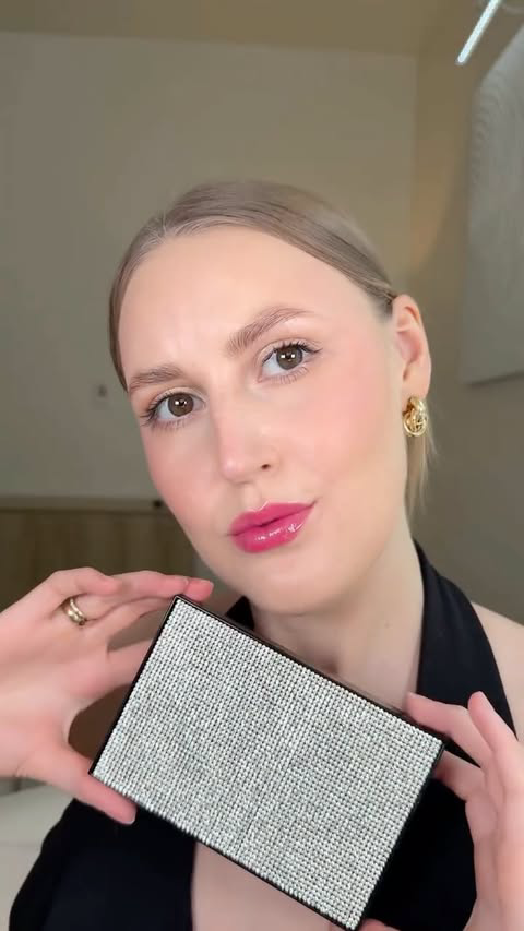 Trying out my new @jasonwubeauty goodies 💋✨
This blush & lip combo is giving soft glow perfection 🌸
What’s your go-to shade for that everyday look? 👇

Use code TLOVESBEAUTY15 for 15% off at jasonwubeauty.com
 💖

#JasonWuBeauty #lmakeup #beauty #c