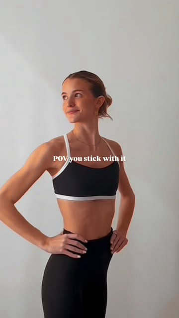 ❤️‍🔥😎💪🏼 POV you stick with it!!!

What is it??????

☝🏼 UPPING protein intake & cals from whole food sources
✌🏼 UPPING step count and chilling with the cardio!
👌🏼 CONSISTENTLY lifting weights!!!

✅ 8/10,000 steps
✅ not restricting calories - s