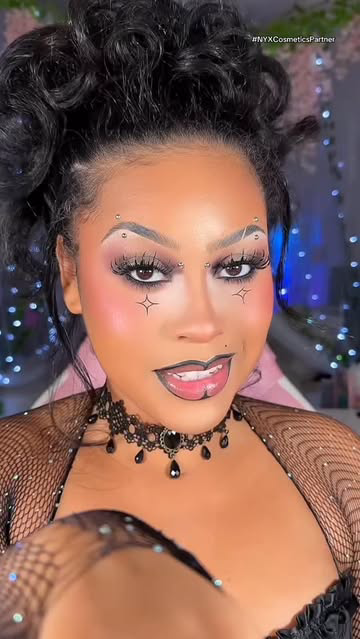 #NYXCosmeticsPartner Yall the @nyxcosmetics x Wednesday collection actually has me in a chokehold 😭🙌🏽❤️ Exclusively available for my glam grunge baddies at @ultabeauty 😌🫶🏽 #NYXCosmeticsxWednesday #grwm #grungemakeup #glamgrunge #makeupreview