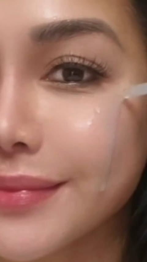 #sponsored @dr.melaxin_global

Testing the viral Dr. Melaxin Peel Shot Glow Ampoules and WOW! it’s like getting a luxury facial right at home. Effortless to use, yet you can see and feel the difference instantly.

The Peel Shot Glow White Rice Peelin