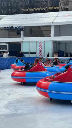 Bumper Cars on Ice just returned TODAY in NYC! Rides are 10 minutes long and tickets can be reserved online. Enjoy from now until February 28th! 

💰: Tickets start at $23
📍: Bryant Park Winter Village in Manhattan 

#NewYorkCity #DateIdeas #ThingsT