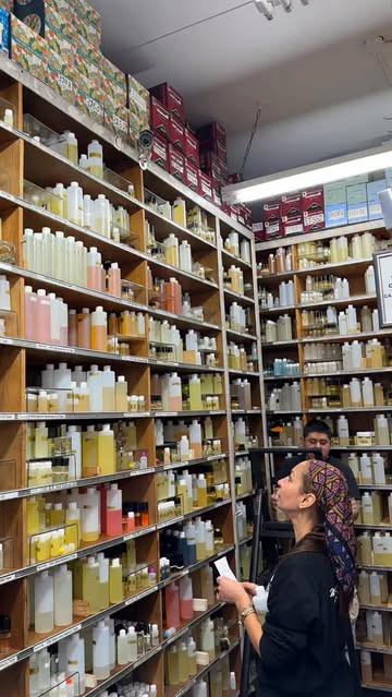 I’ve gotten so many compliments on the dupes and they have unisex & men’s fragrances as well!! 😍💁‍♀️

***If you already know the dupe you want they have an express line for people who just want to pick up orders! 

 📍 Exotic Fragrances Inc | 1645 